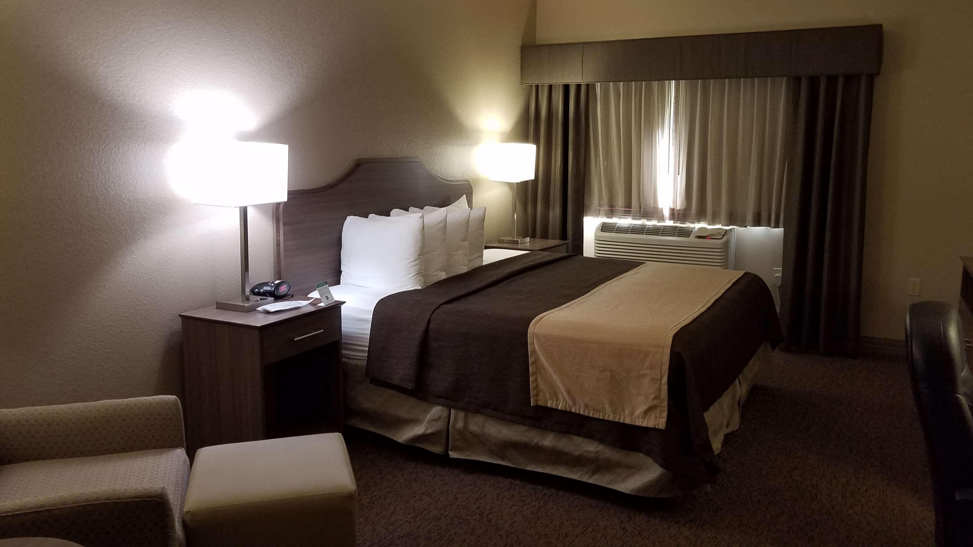 Best Western El-Quartelejo Inn & Suites Scott City Exteriör bild
